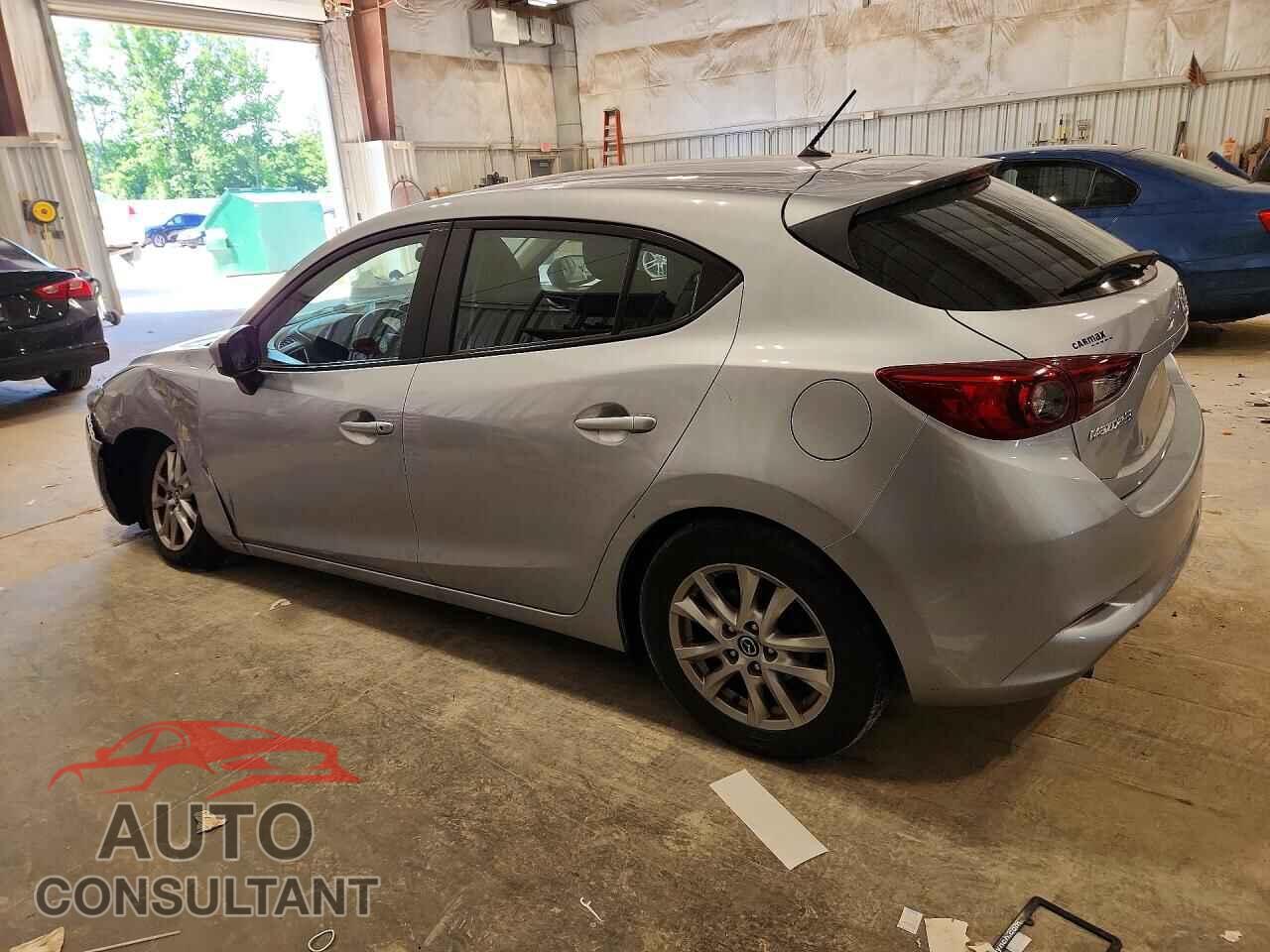 MAZDA 3 2017 - 3MZBN1K72HM155665