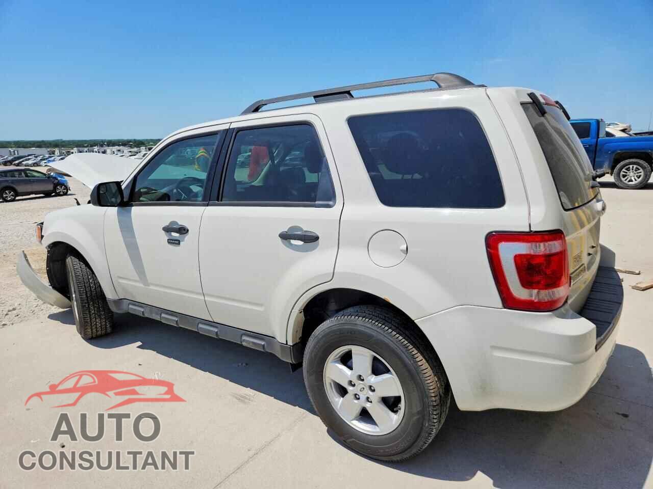 FORD ESCAPE 2011 - 1FMCU9DG3BKB14218