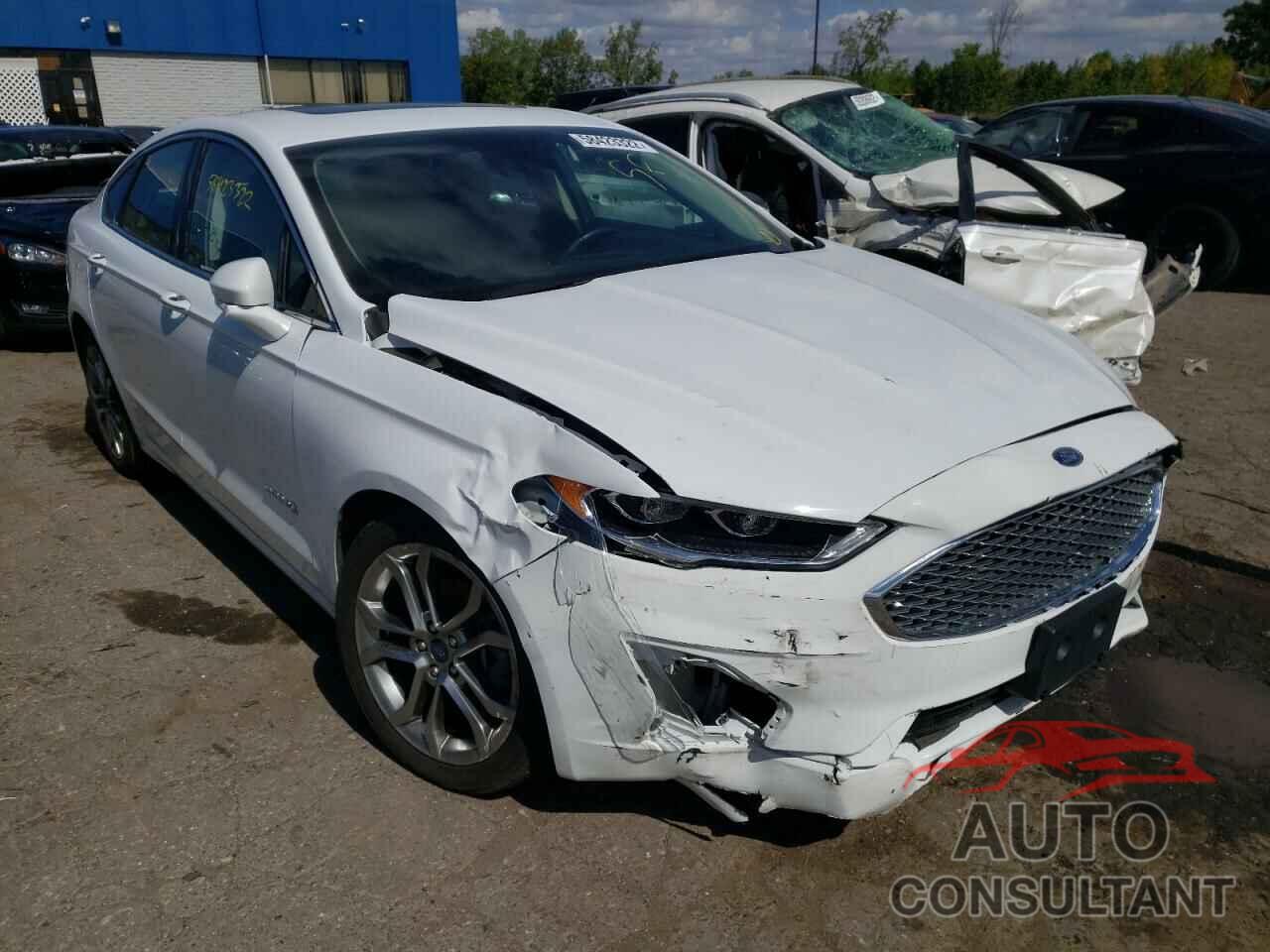 FORD FUSION 2019 - 3FA6P0RU0KR181556