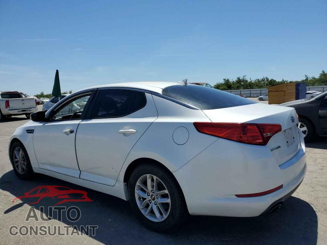 KIA OPTIMA 2011 - KNAGM4A75B5095891