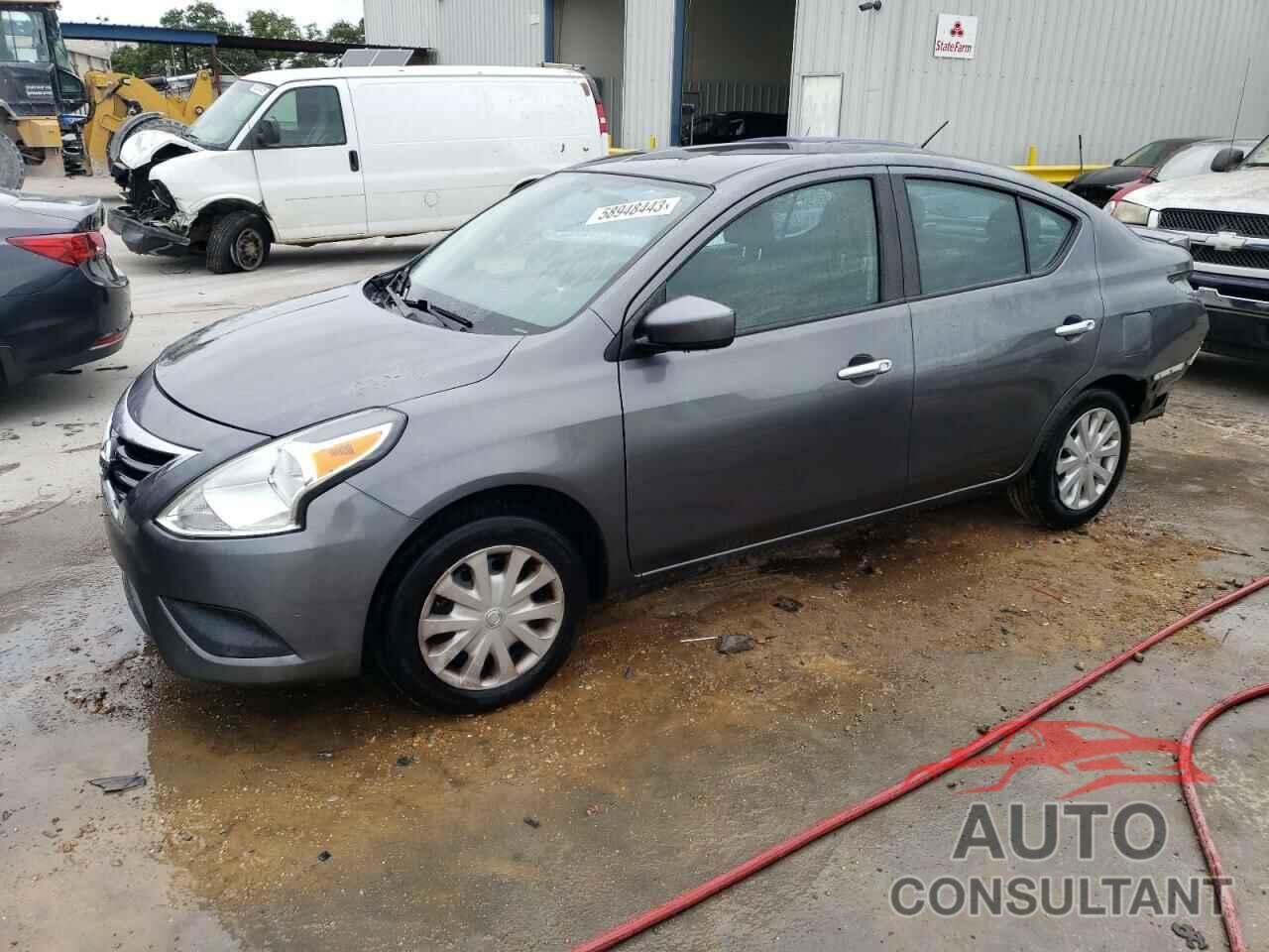 NISSAN VERSA 2018 - 3N1CN7AP9JL877595