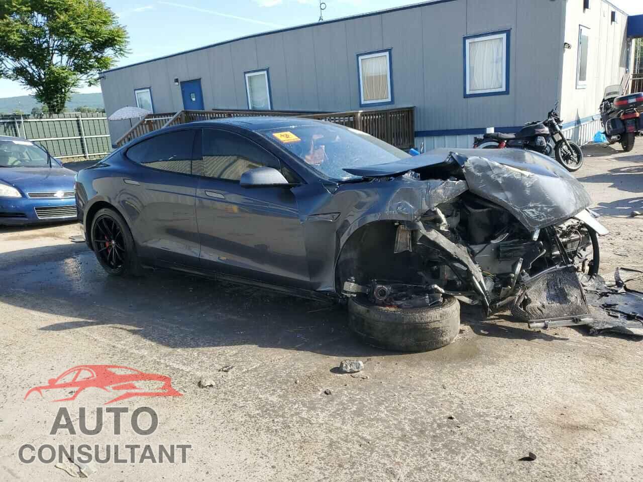 TESLA MODEL S 2015 - 5YJSA1H48FF082220