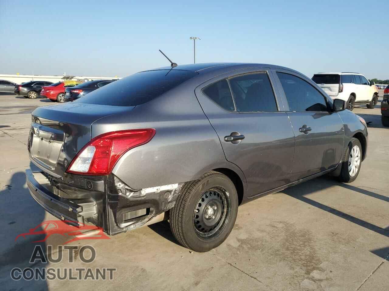 NISSAN VERSA 2017 - 3N1CN7AP5HL894937