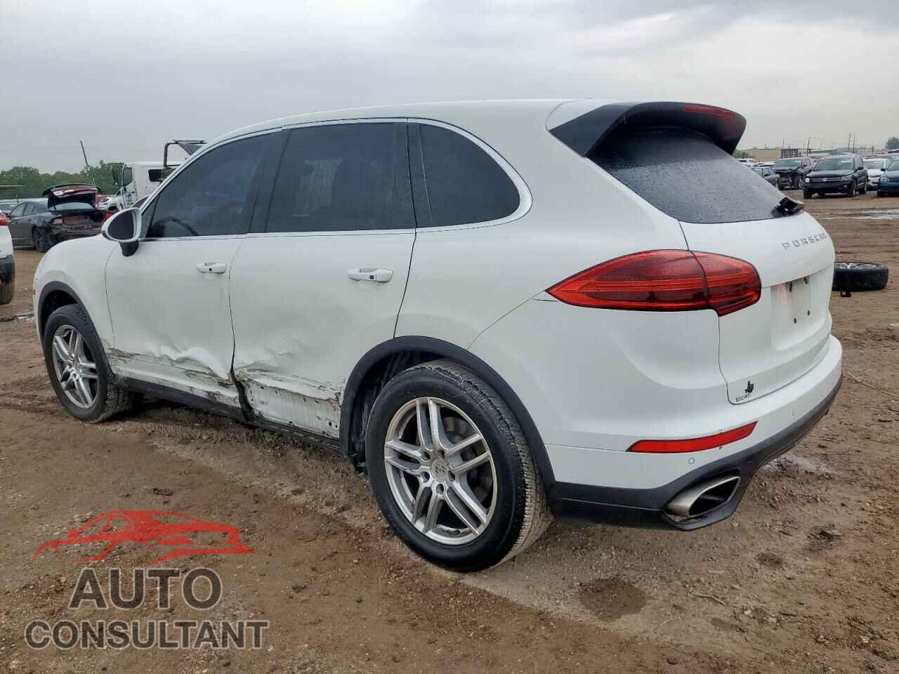 PORSCHE CAYENNE 2016 - WP1AA2A28GLA02311