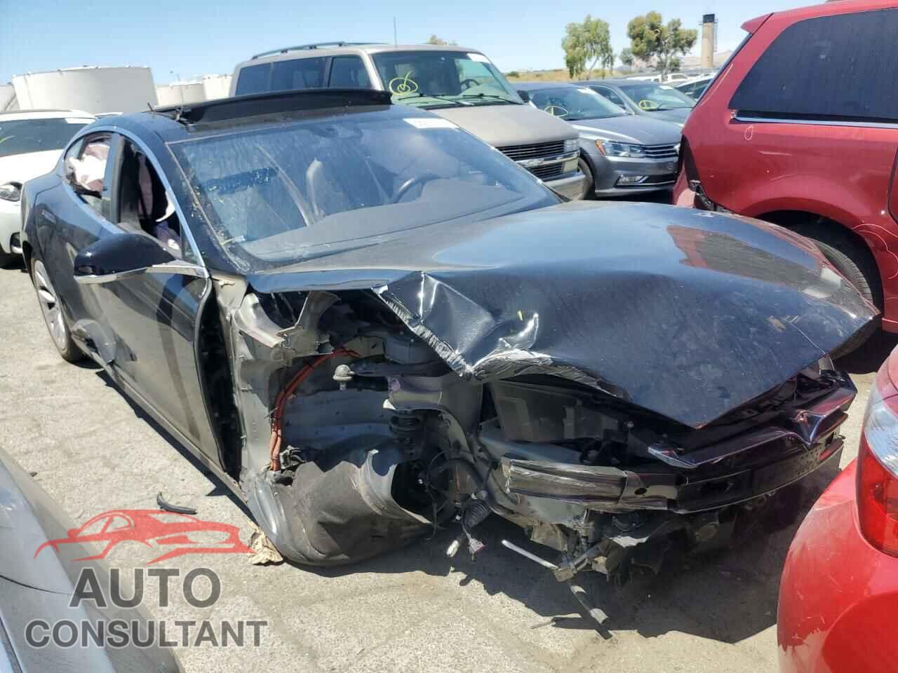 TESLA MODEL S 2016 - 5YJSA1E14GF153067