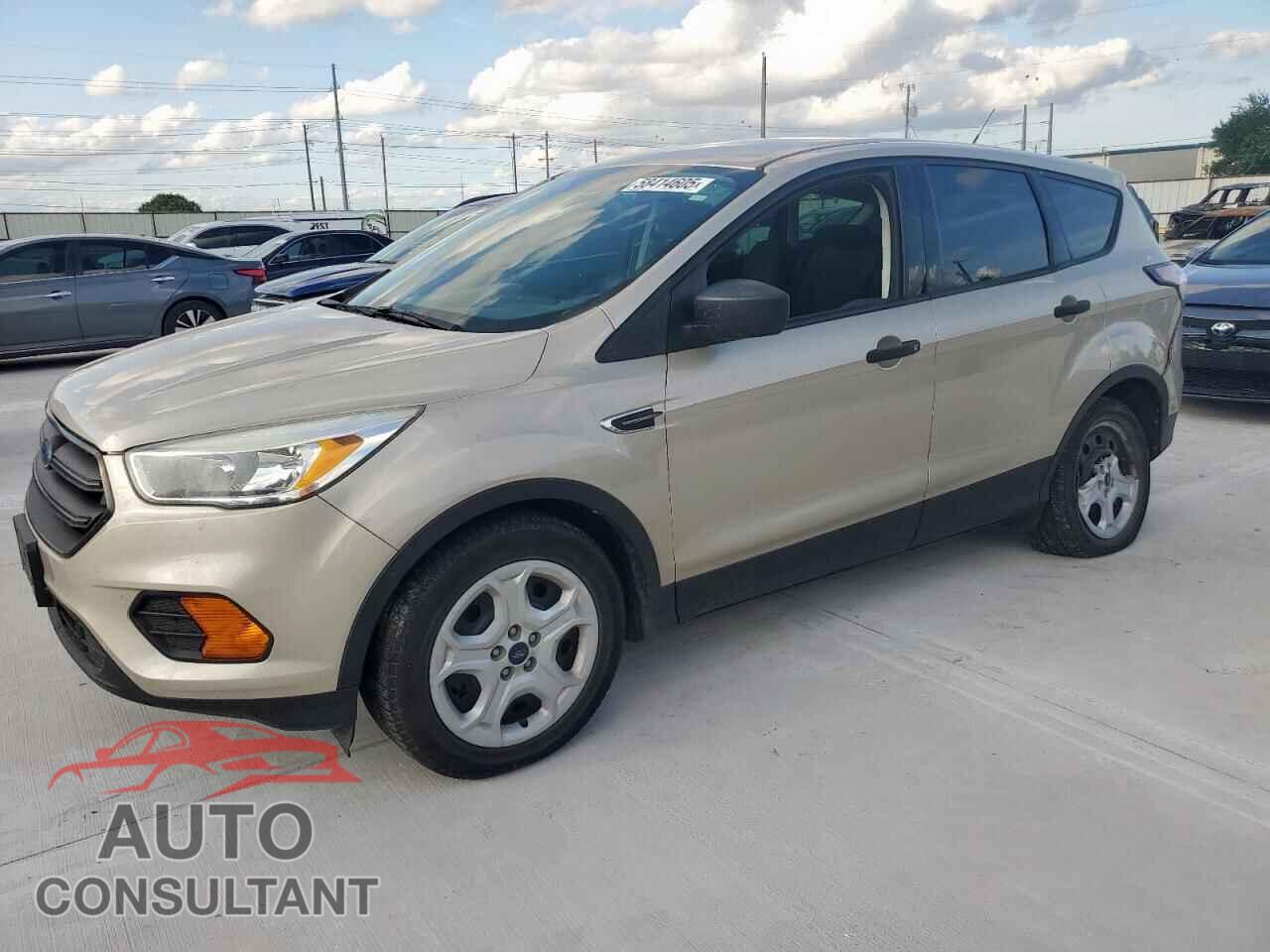 FORD ESCAPE 2017 - 1FMCU0F79HUC49256