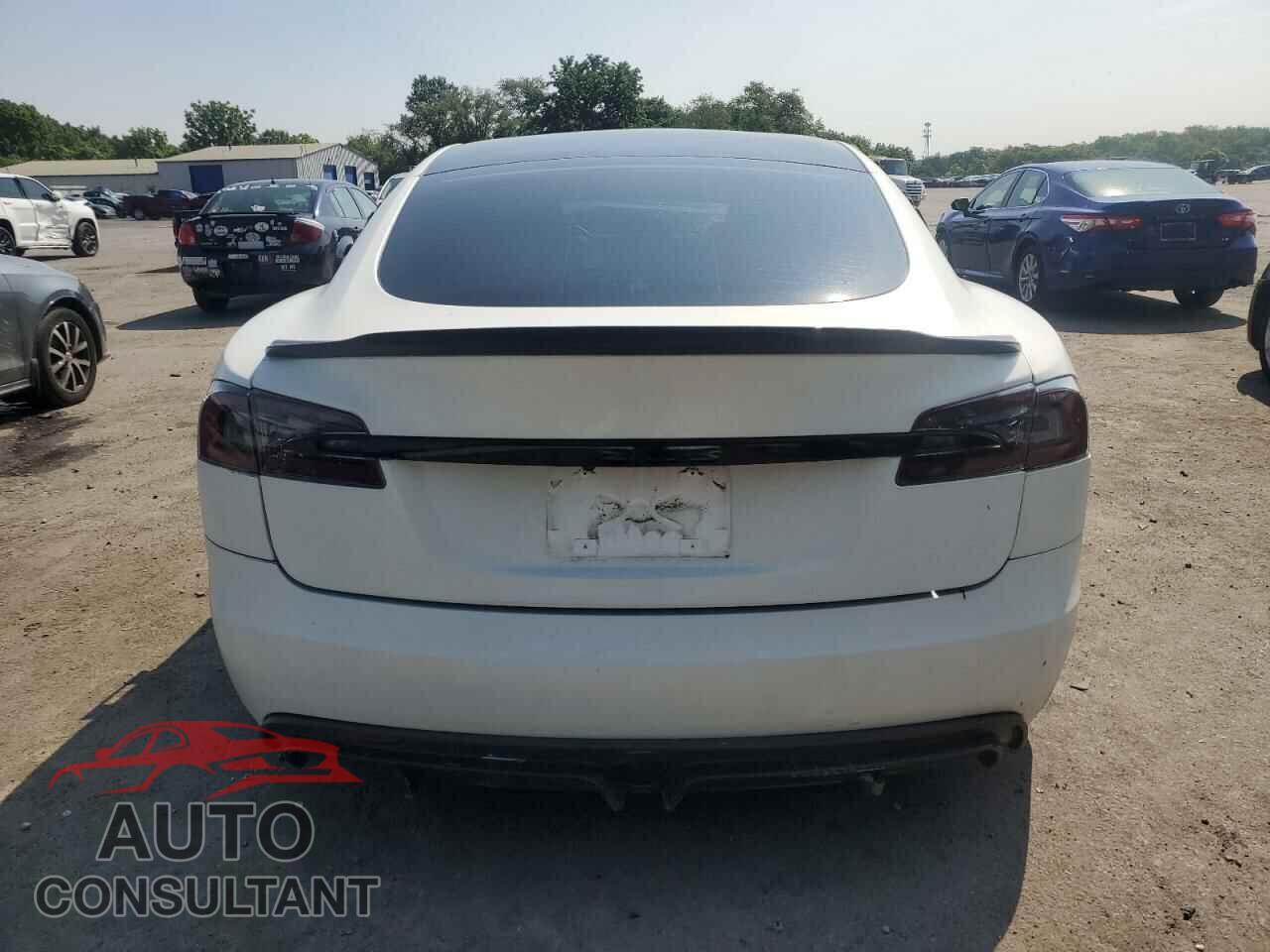 TESLA MODEL S 2019 - 5YJSA1E2XKF337365