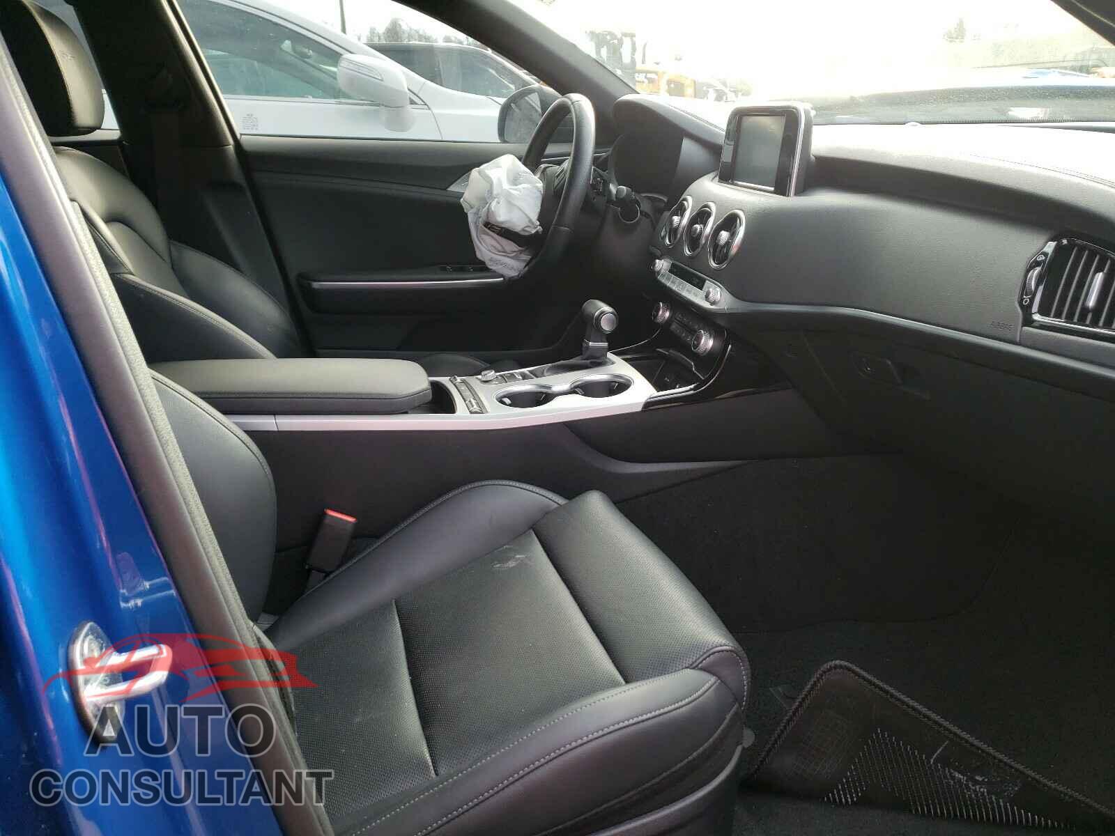 KIA STINGER 2019 - KNAE35LC9K6067936