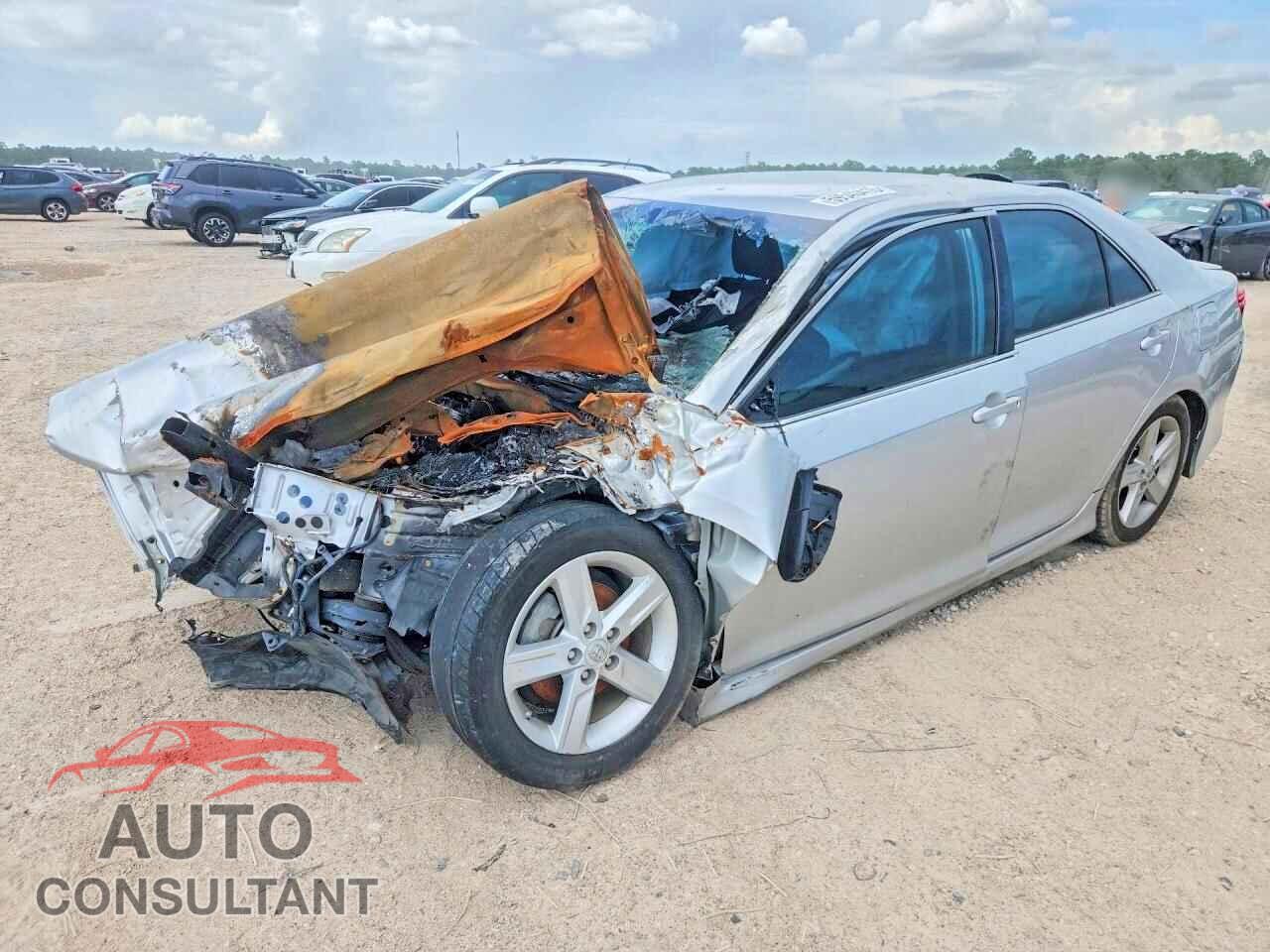 TOYOTA CAMRY 2013 - 4T1BF1FK5DU272821