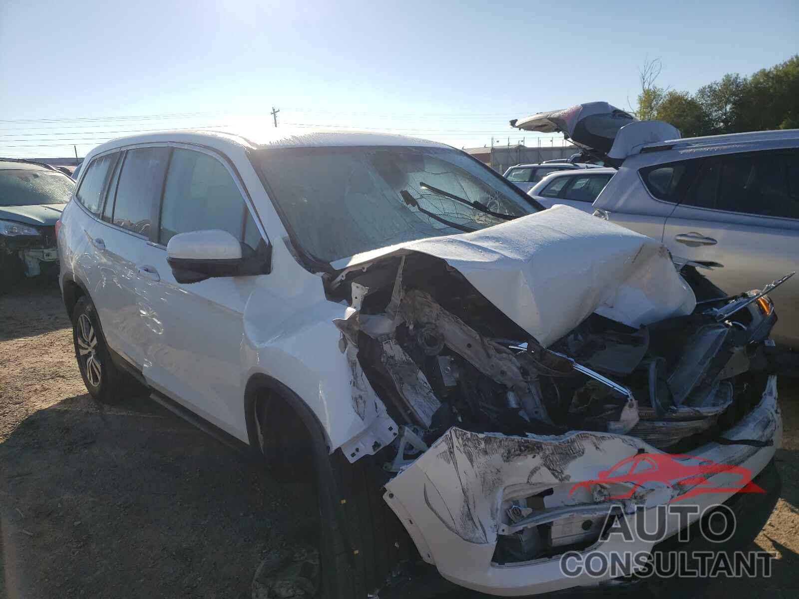 HONDA PILOT 2017 - 5FNYF6H52HB040954