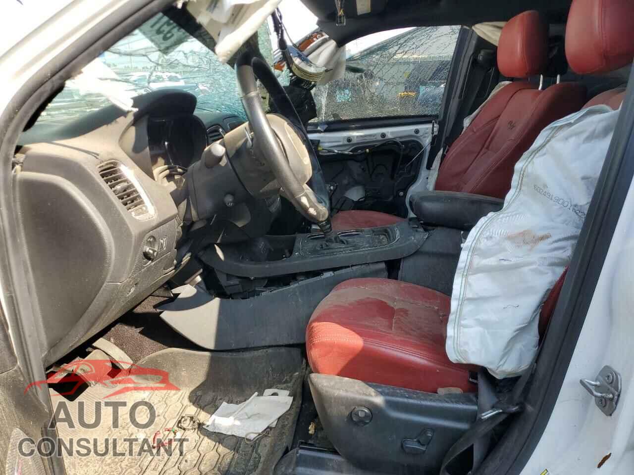 DODGE DURANGO 2018 - 1C4SDHCT0JC486004