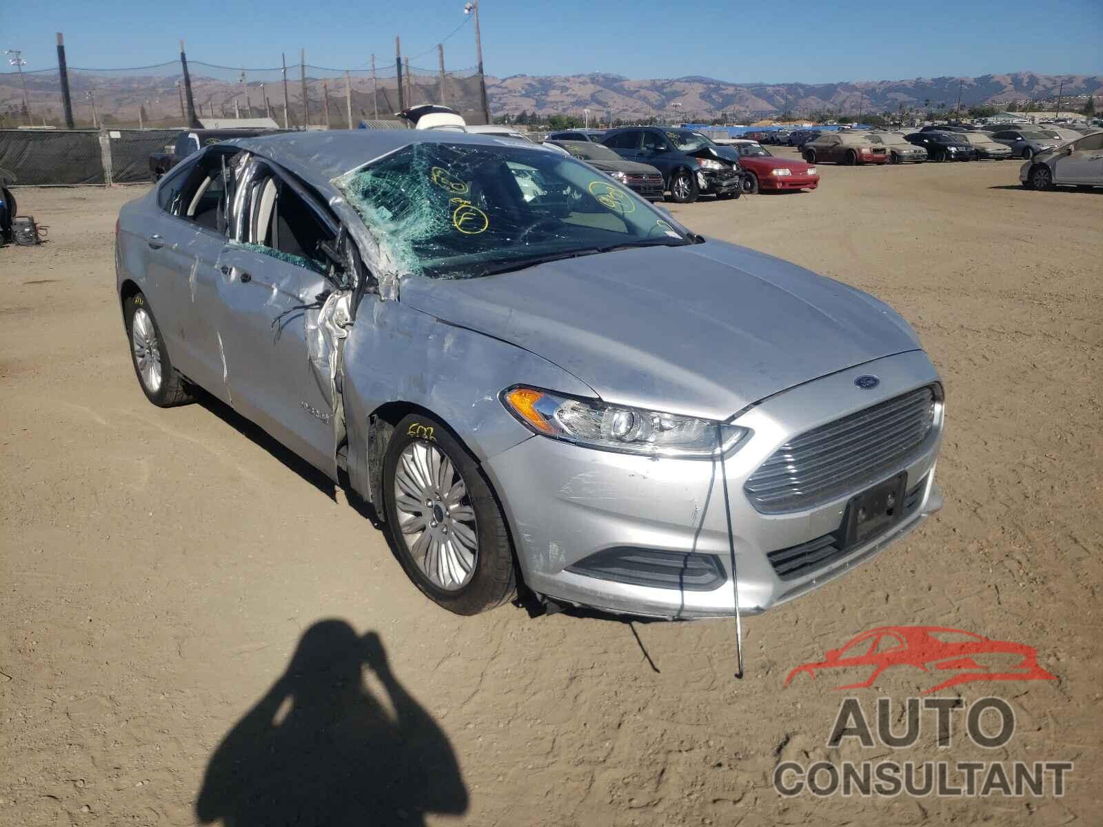 FORD FUSION 2016 - 3FA6P0LU2GR250313
