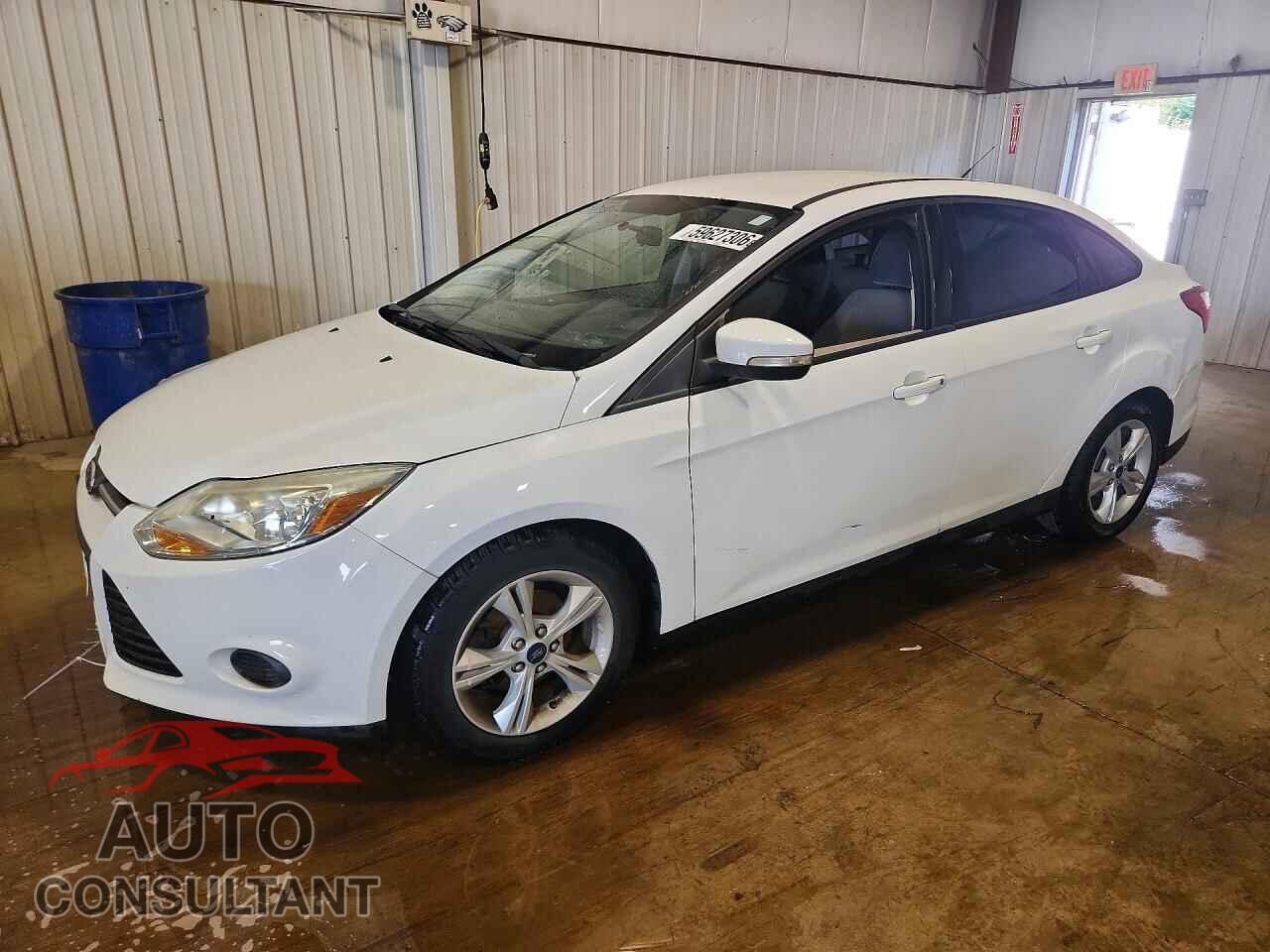 FORD FOCUS 2014 - 1FADP3F21EL461744