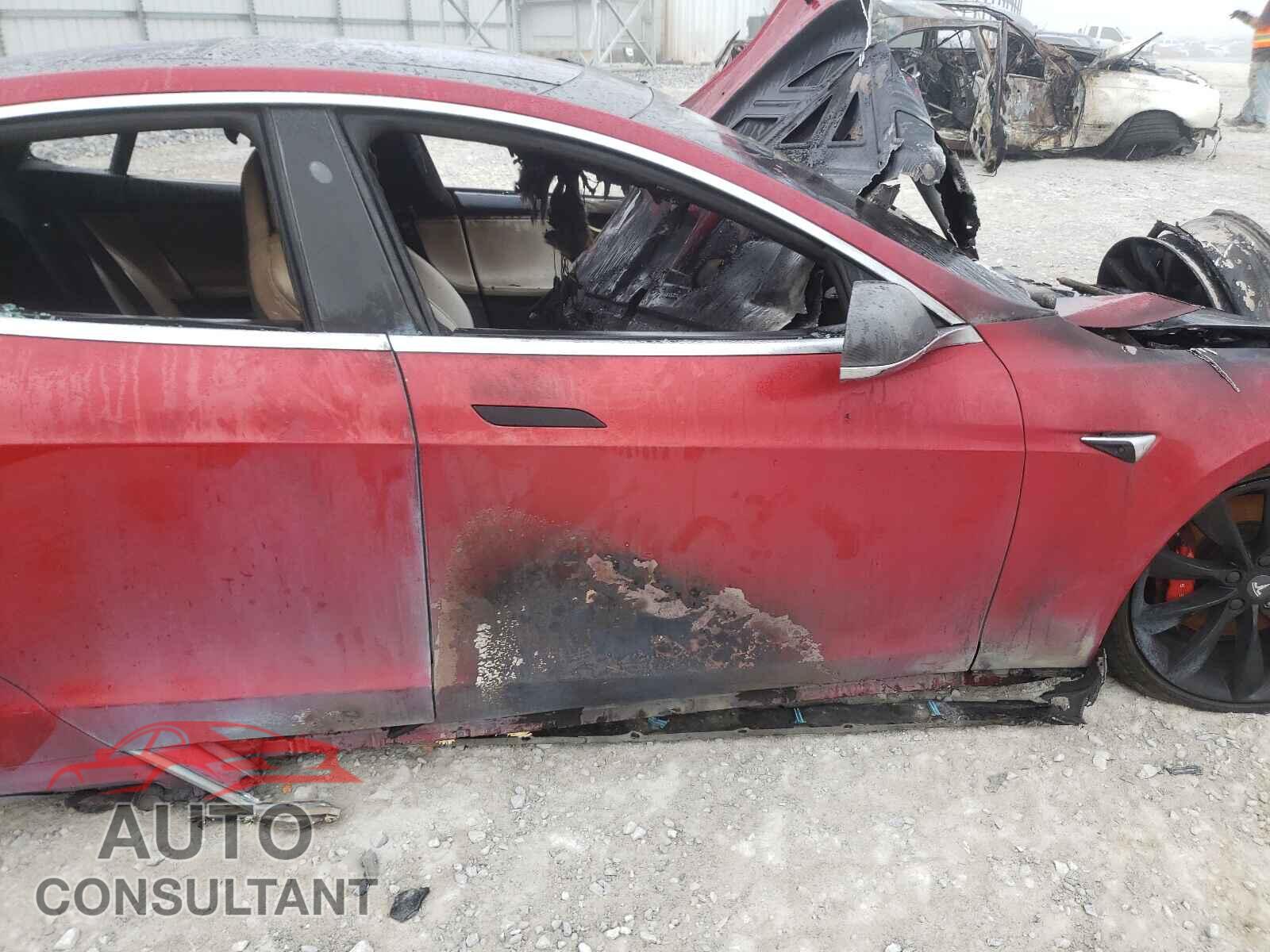 TESLA MODEL S 2017 - 5YJSA1E48HF200743