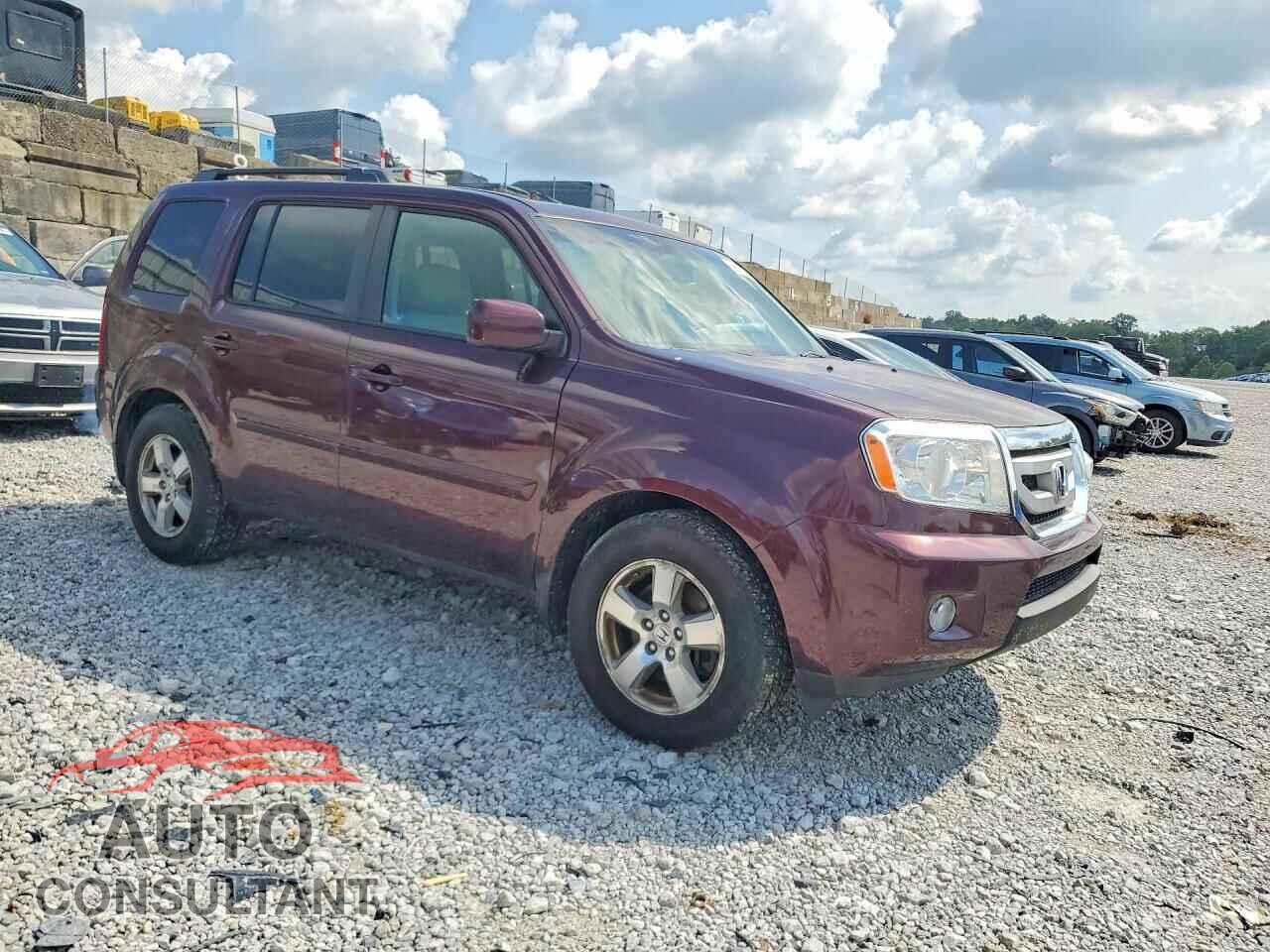 HONDA PILOT 2011 - 5FNYF4H63BB040918