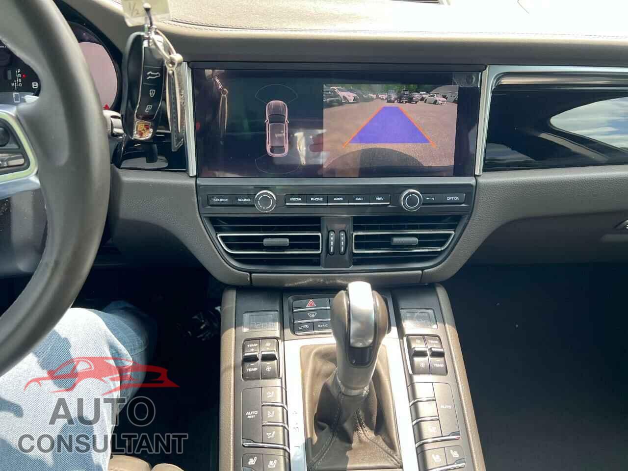 PORSCHE MACAN 2019 - WP1AA2A59KLB09077