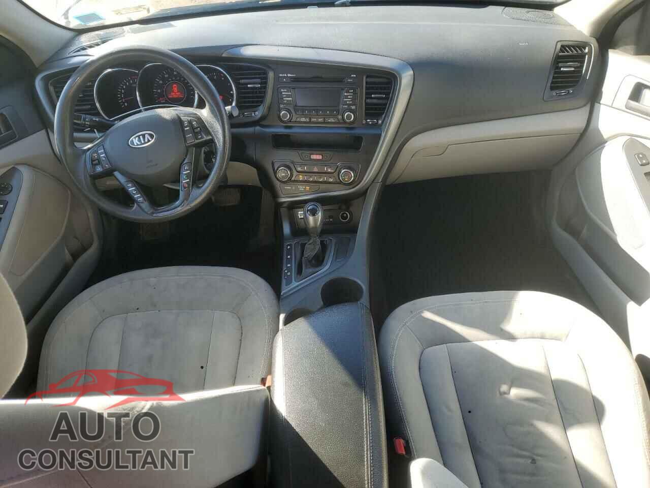 KIA OPTIMA 2011 - KNAGM4A78B5138457