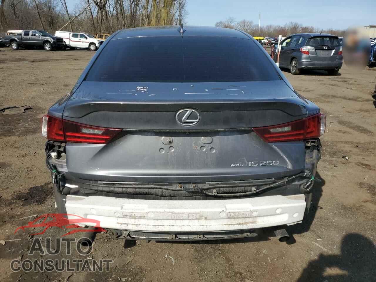 LEXUS IS 2015 - JTHCF1D22F5024422