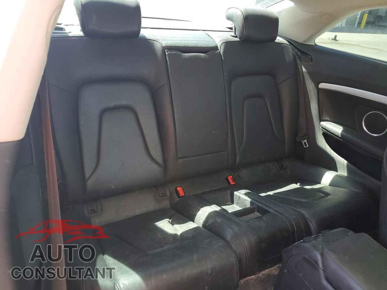 AUDI A5 2011 - WAULFAFR1BA075369