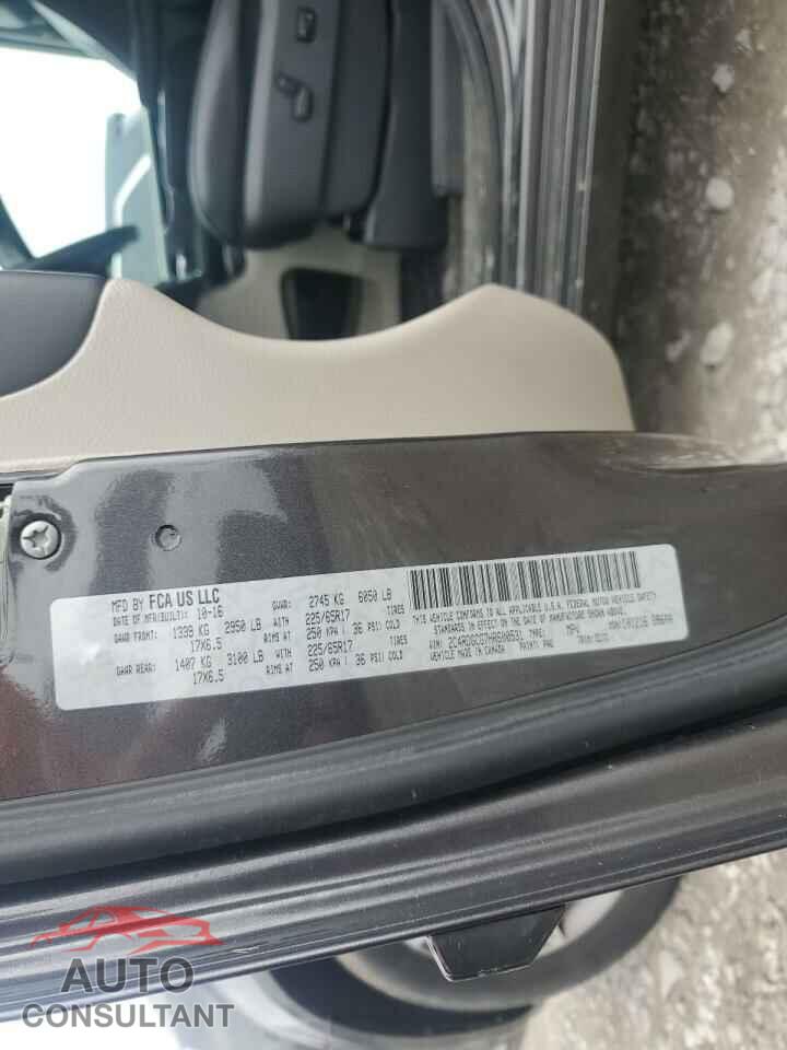 DODGE CARAVAN 2017 - 2C4RDGCG7HR600531