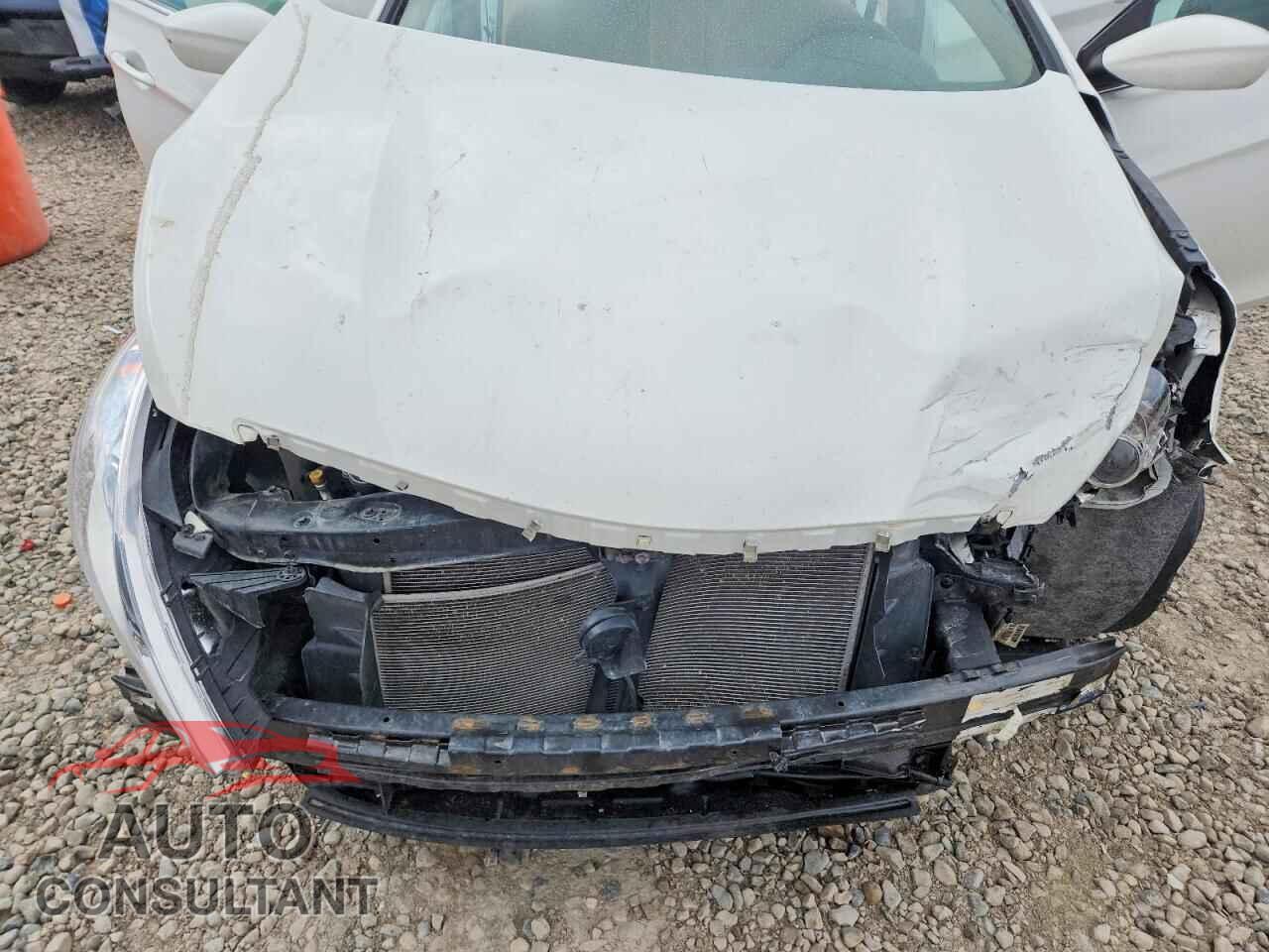 HYUNDAI SONATA 2013 - 5NPEB4AC2DH588380