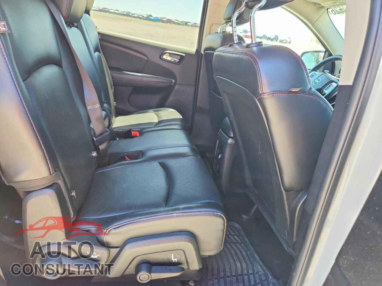 DODGE JOURNEY 2015 - 3C4PDCEG5FT637505