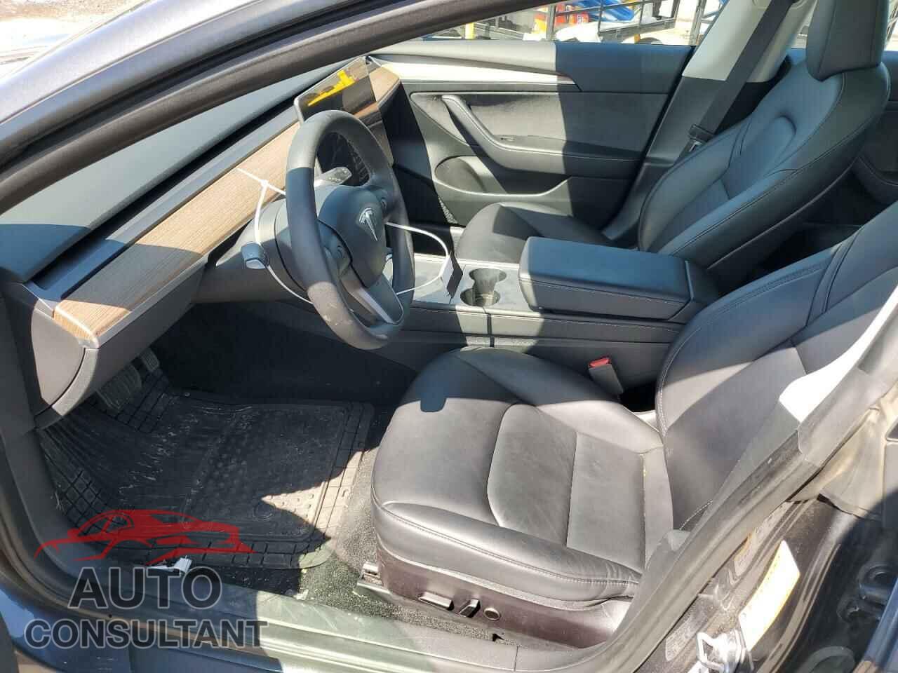 TESLA MODEL 3 2023 - 5YJ3E1EA7PF617736