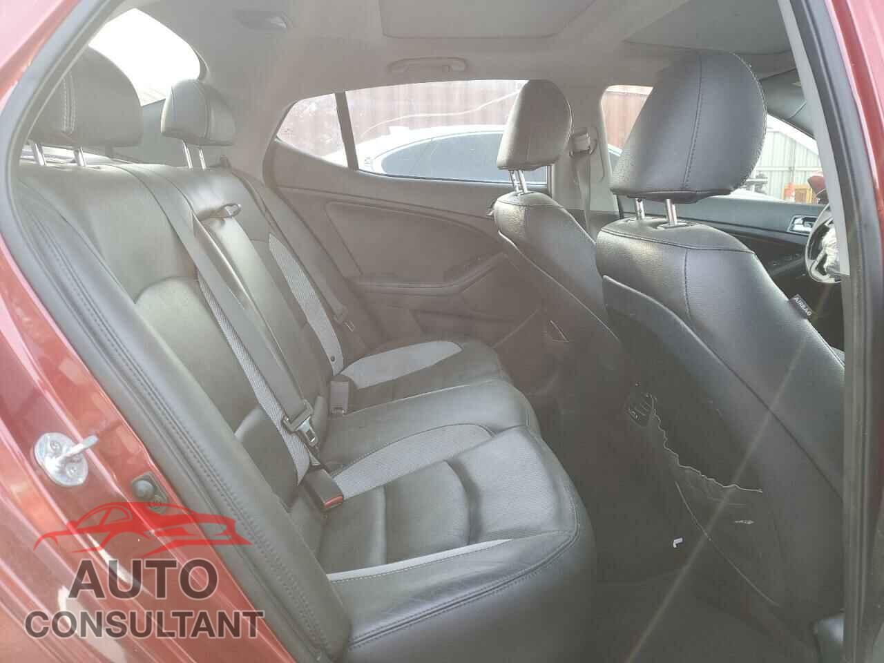 KIA OPTIMA 2013 - 5XXGR4A68DG129770