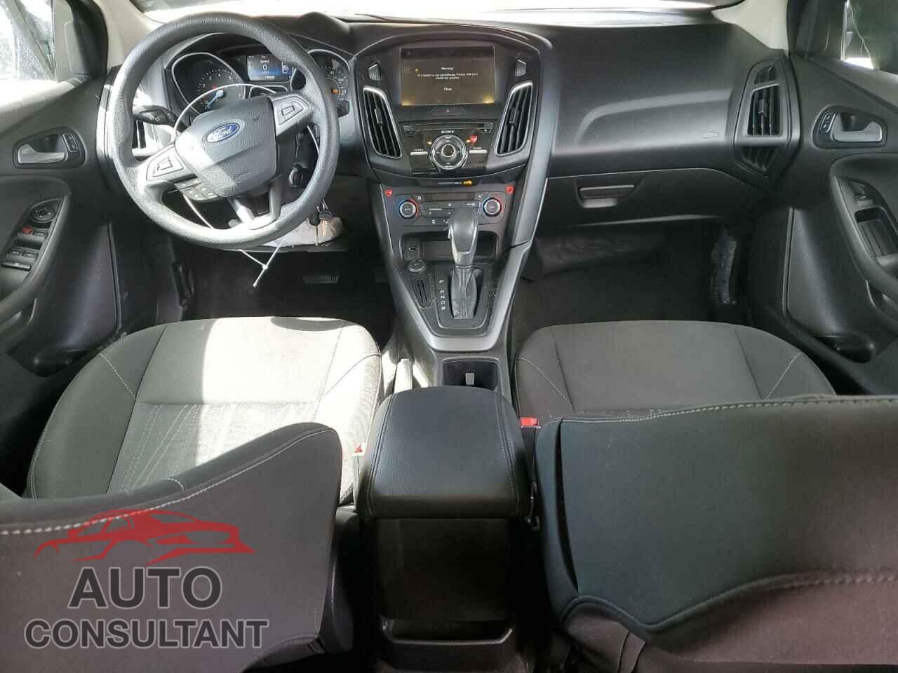 FORD FOCUS 2017 - 1FADP3H27HL258388