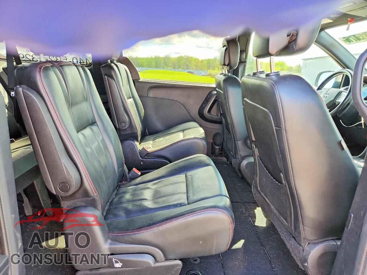 DODGE CARAVAN 2015 - 2C4RDGEG7FR702292