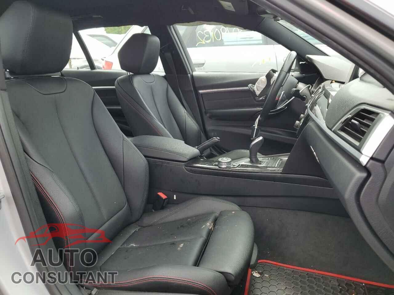 BMW 3 SERIES 2016 - WBA8E3G5XGNU04358
