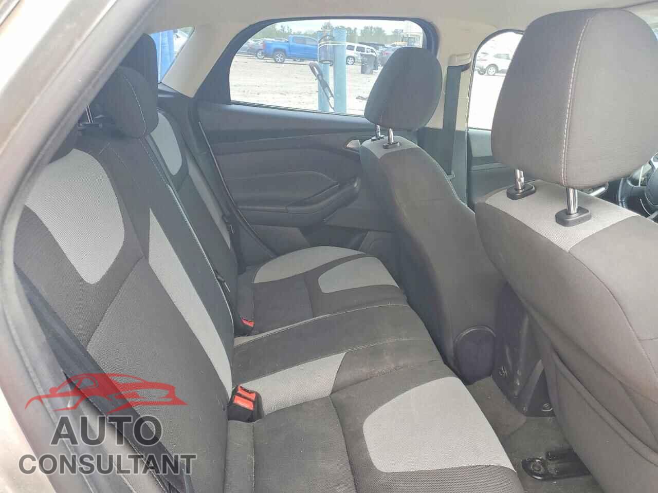 FORD FOCUS 2012 - 1FAHP3K29CL449667