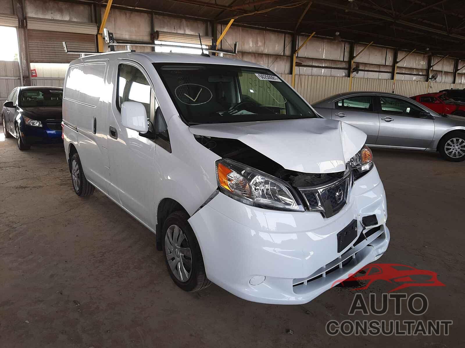 NISSAN NV 2017 - 3N6CM0KN6HK695094