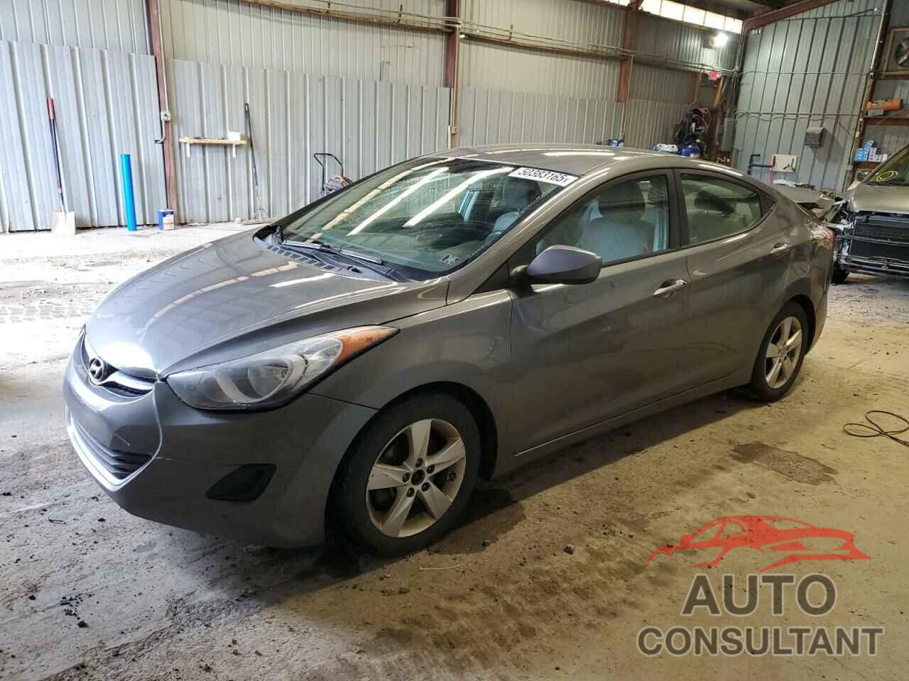HYUNDAI ELANTRA 2013 - 5NPDH4AE8DH382122