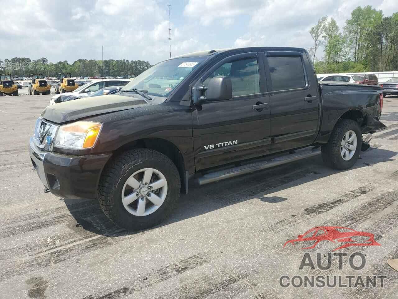NISSAN TITAN 2013 - 1N6BA0EC1DN300838