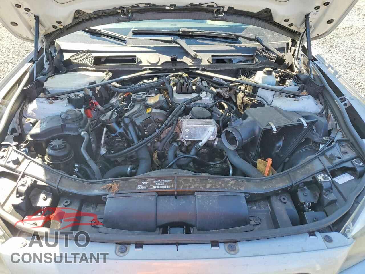 BMW X1 2014 - WBAVL1C56EVY13084