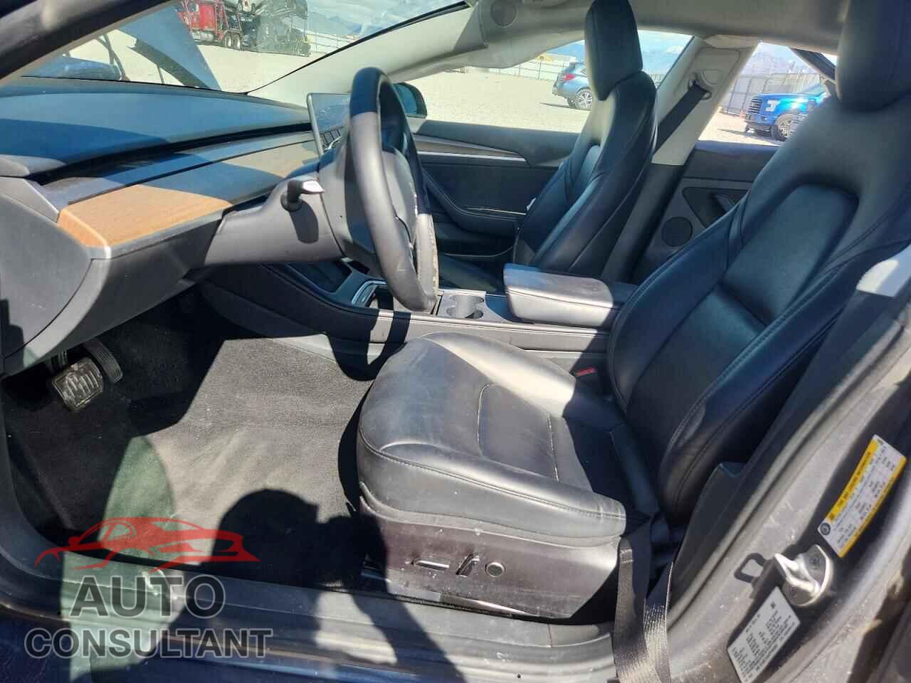 TESLA MODEL 3 2023 - 5YJ3E1EAXPF454953