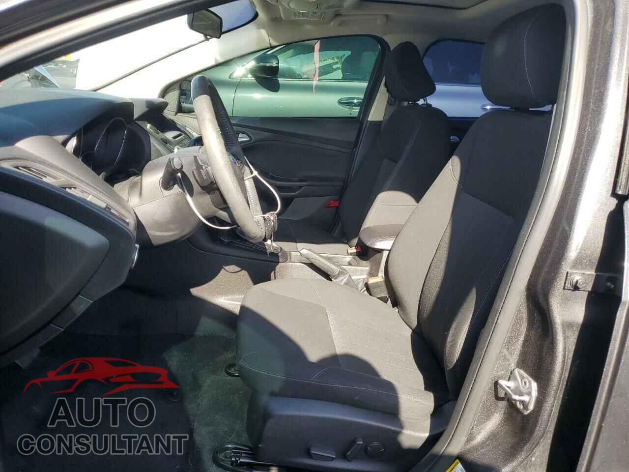 FORD FOCUS 2016 - 1FADP3F25GL209174