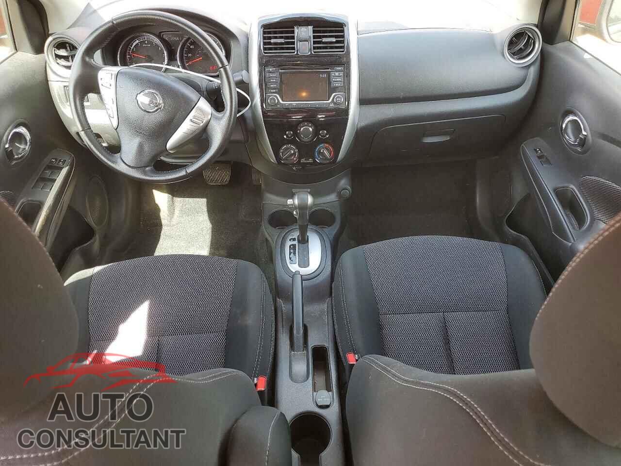 NISSAN VERSA 2017 - 3N1CN7AP3HL864058