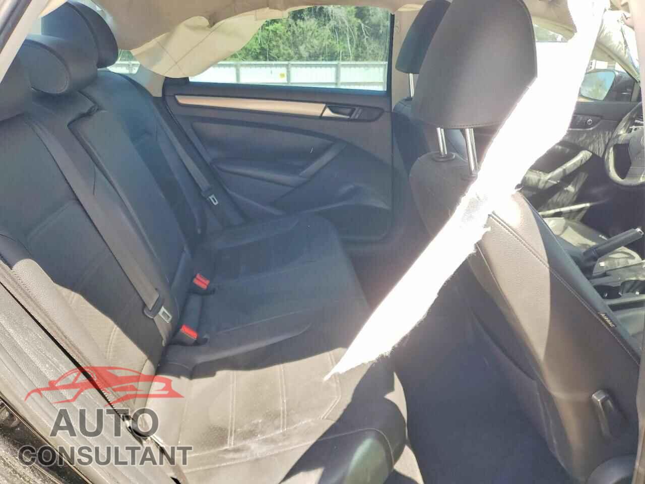 VOLKSWAGEN PASSAT 2015 - 1VWAS7A37FC062807