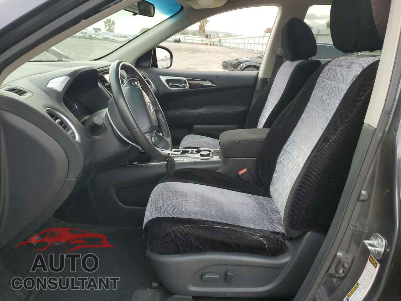 NISSAN PATHFINDER 2013 - 5N1AR2MM3DC649634