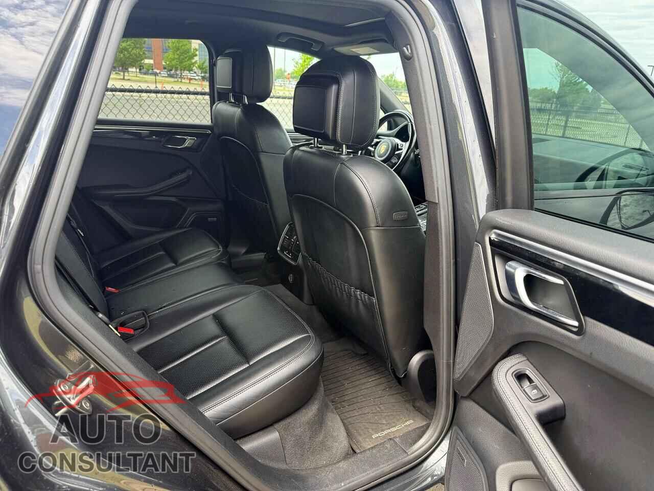 PORSCHE MACAN 2018 - WP1AB2A51JLB33403