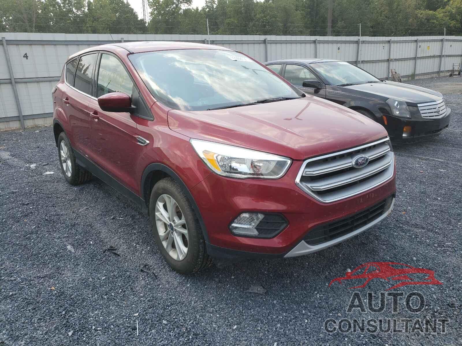 FORD ESCAPE 2017 - 1FMCU0GD3HUE51224