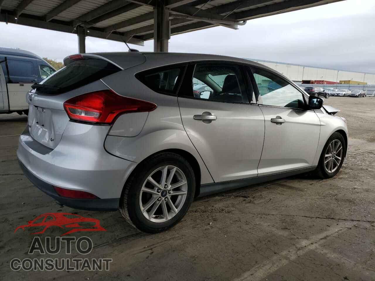 FORD FOCUS 2016 - 1FADP3K22GL268883