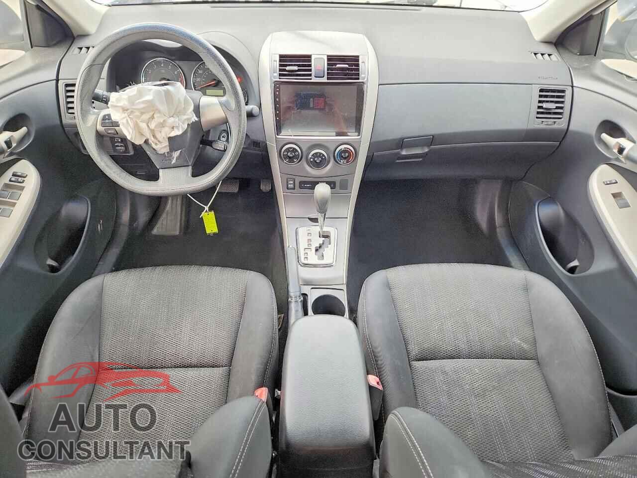 TOYOTA COROLLA 2013 - 5YFBU4EE5DP090850