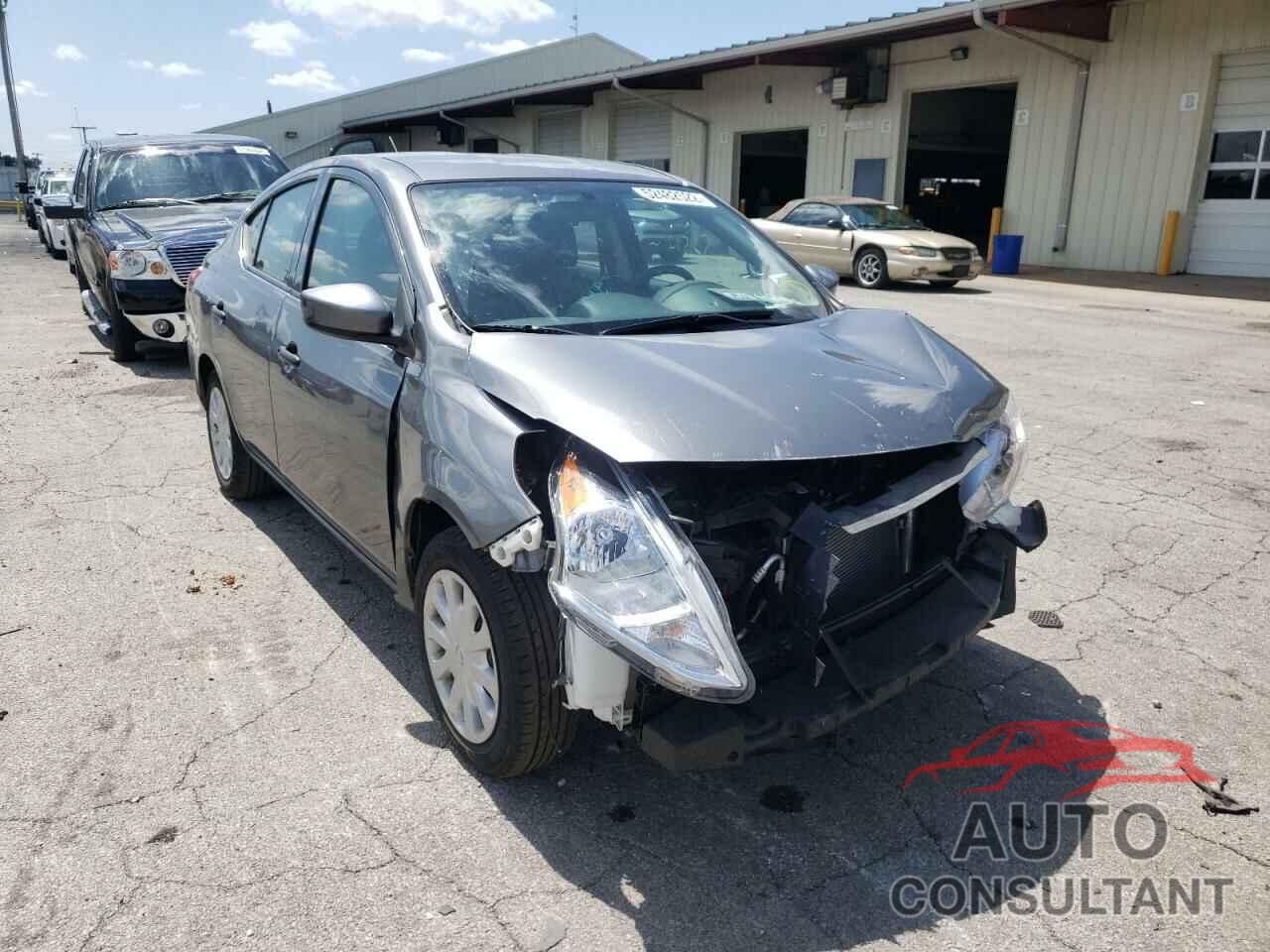 NISSAN VERSA 2019 - 3N1CN7AP2KL816462