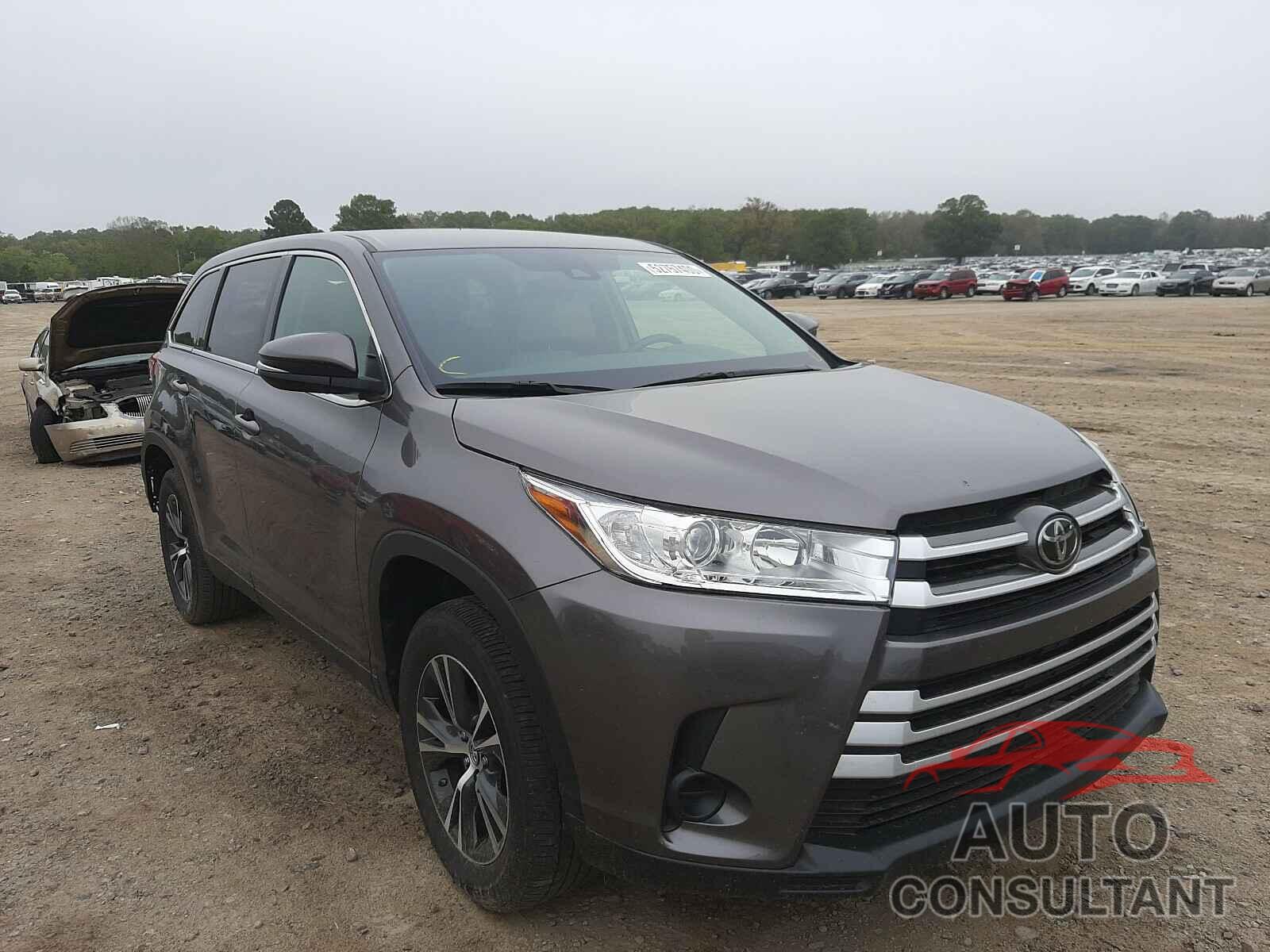 TOYOTA HIGHLANDER 2019 - 5TDZARFH9KS053852