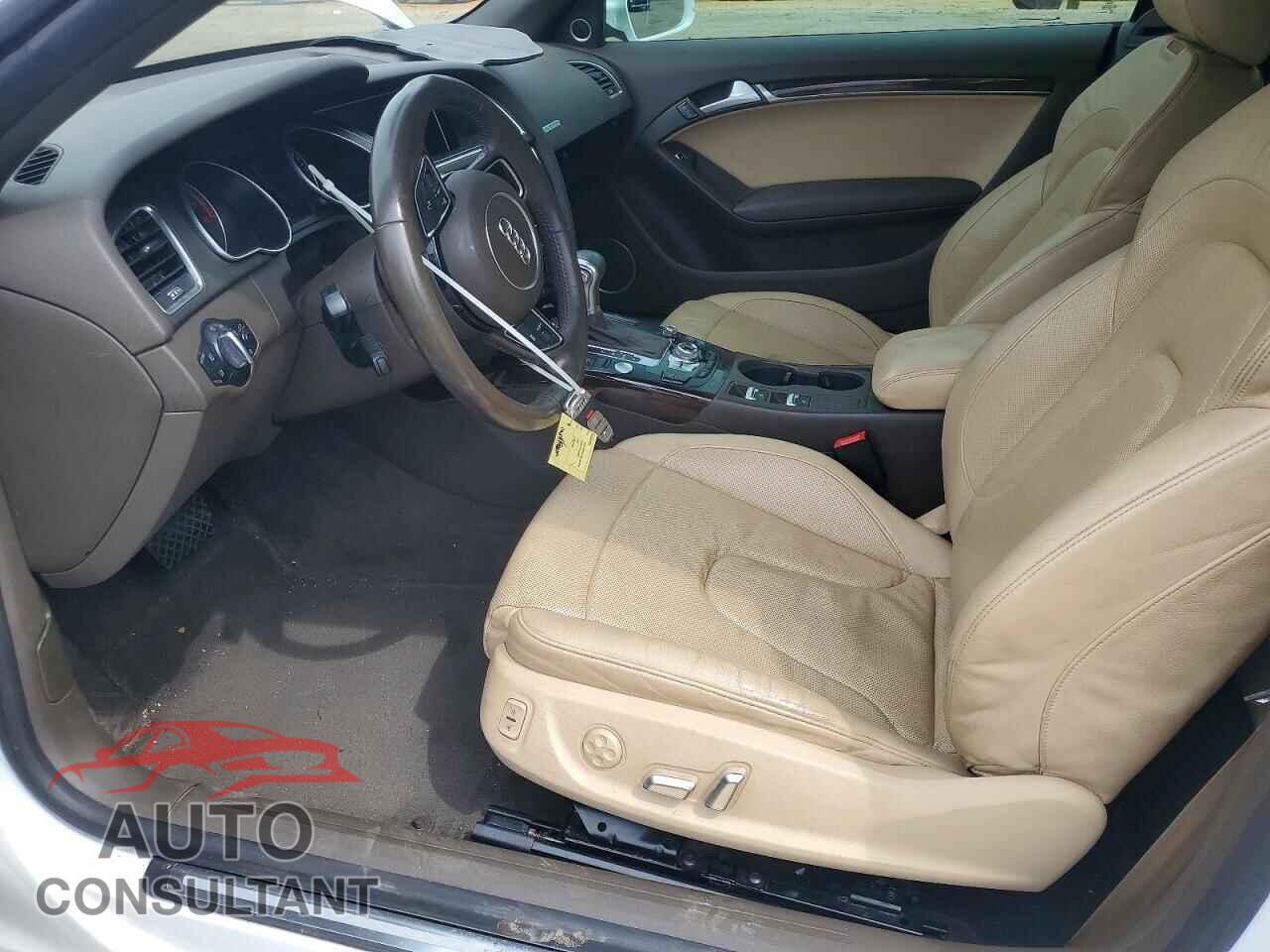 AUDI A5 2014 - WAULFAFH9EN007082