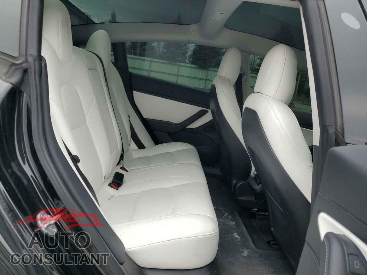 TESLA MODEL 3 2021 - 5YJ3E1EC7MF925440