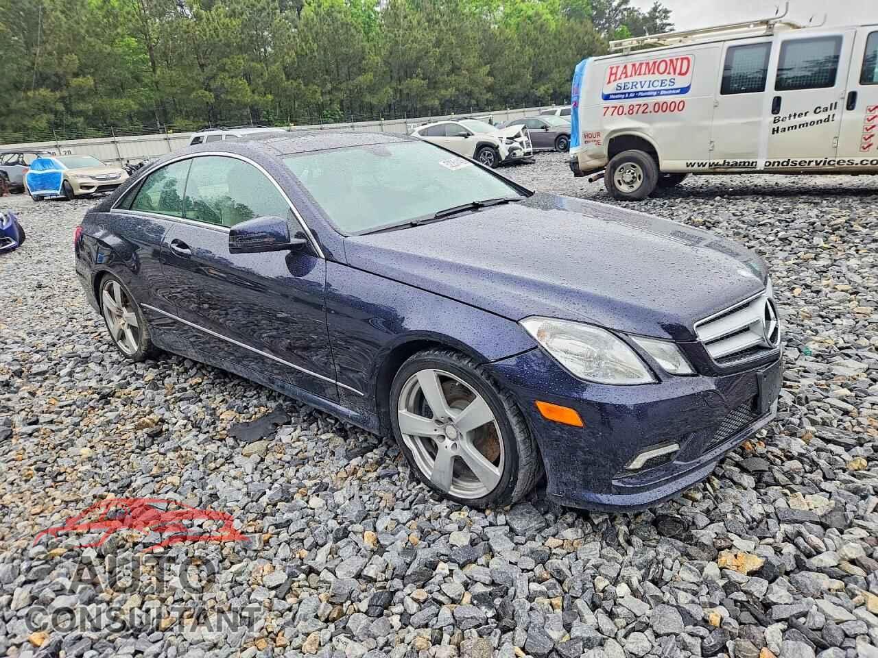 MERCEDES-BENZ E-CLASS 2011 - WDDKJ7CB1BF075856
